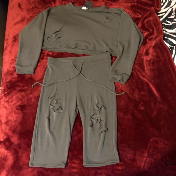 FashionNova 2-piece Set - Picture 1 of 4